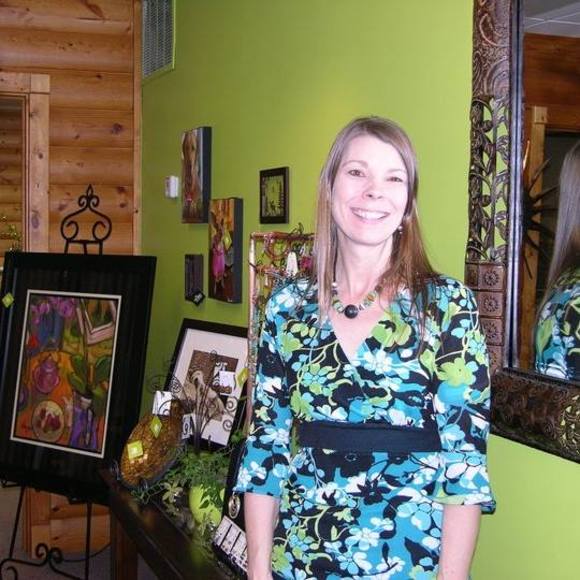 Meet your Posher, Julie - Picture 1 of 1